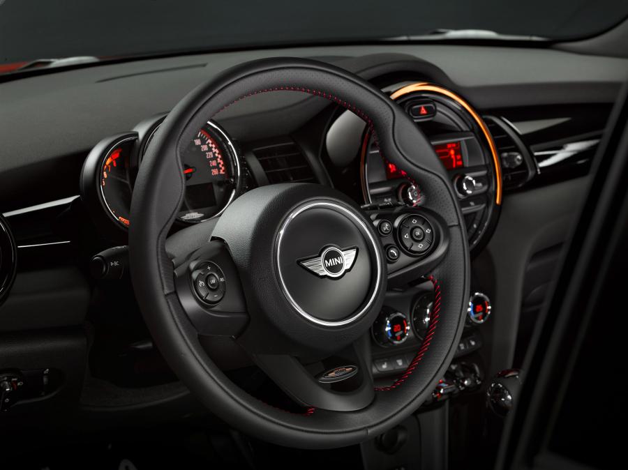  Mini Cooper S JCW 2015 года  (фото 29 из 30)